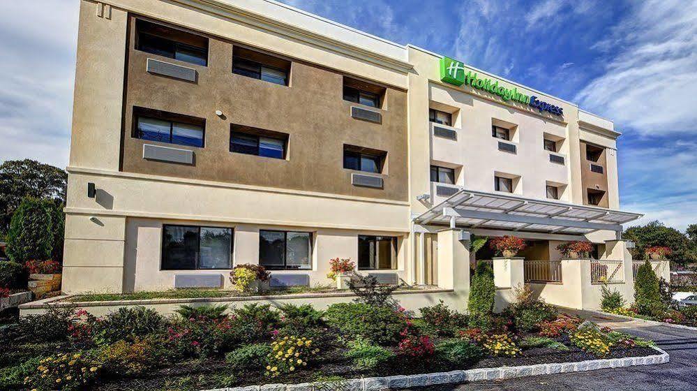 Holiday Inn Express Roslyn, An Ihg Hotel Εξωτερικό φωτογραφία